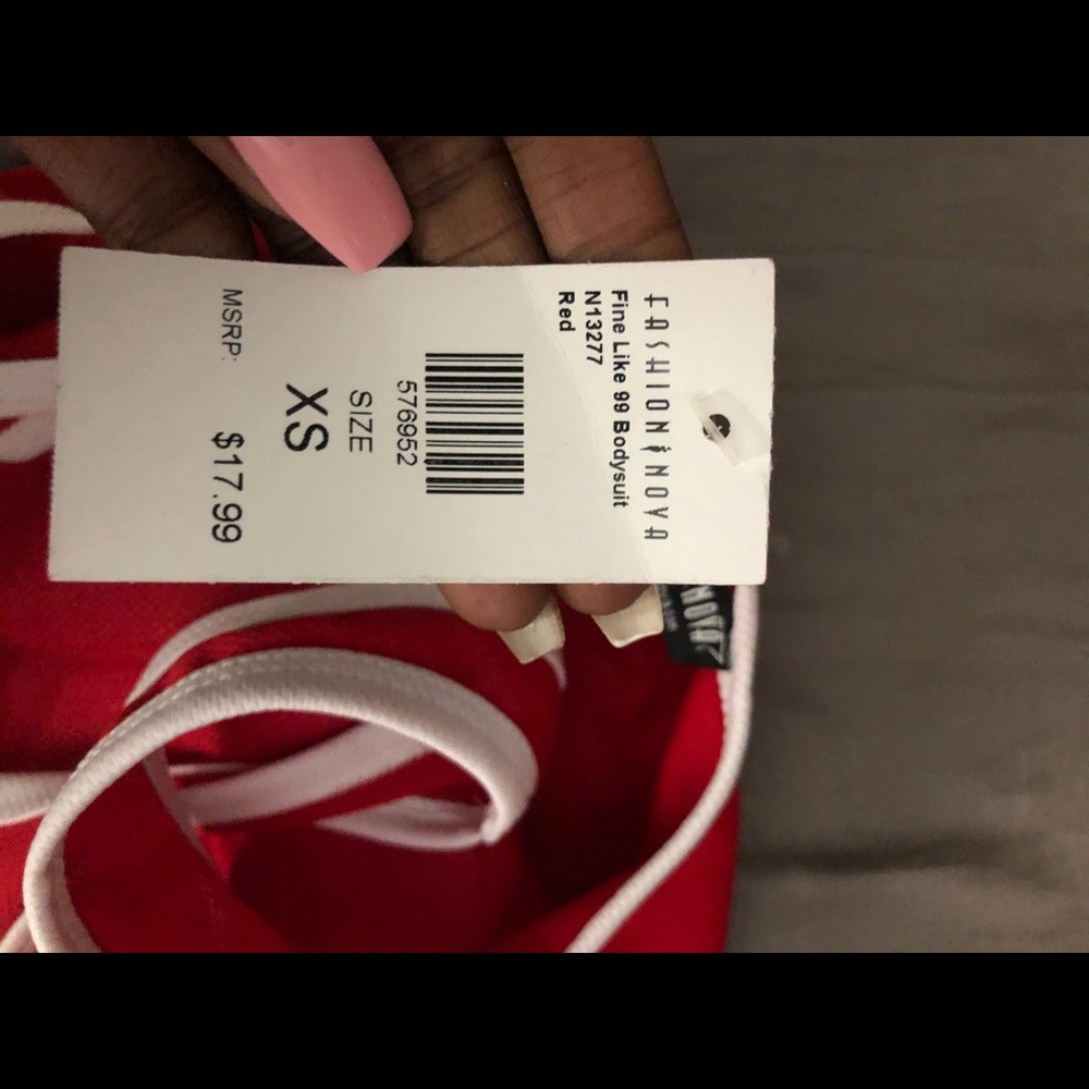 Clothes - Picture 2 of 3
